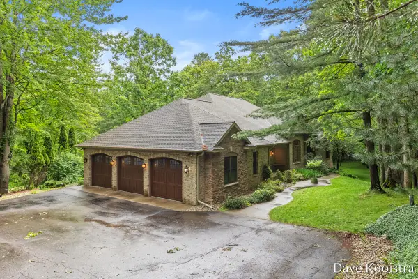 5133 Streamside, Rockford, MI 49341