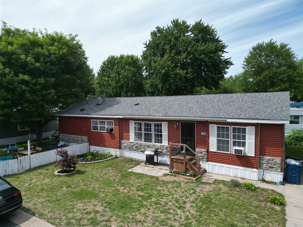 1281 E Pontaluna, Spring Lake, MI 49456 - #1