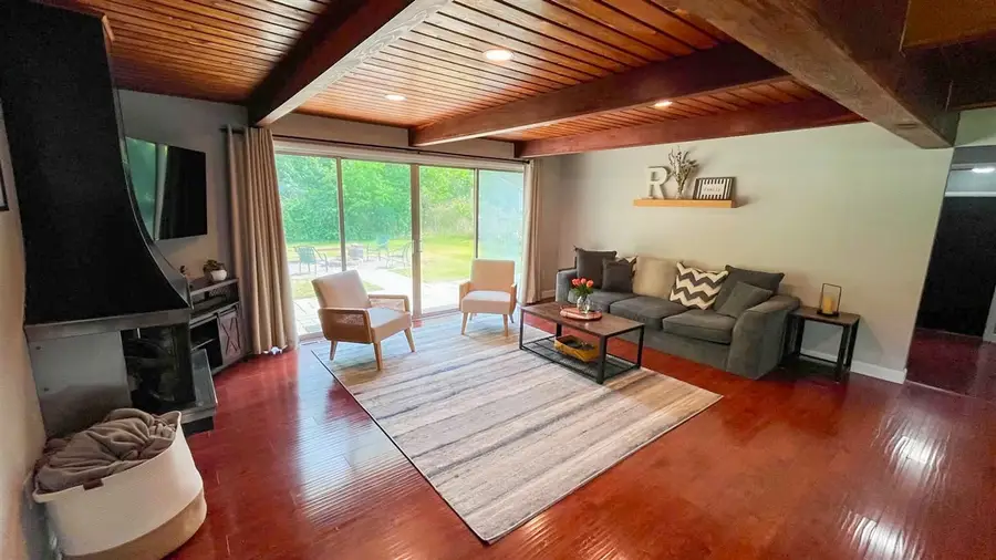 1154 Sunset, Norton Shores, MI 49444 - #2