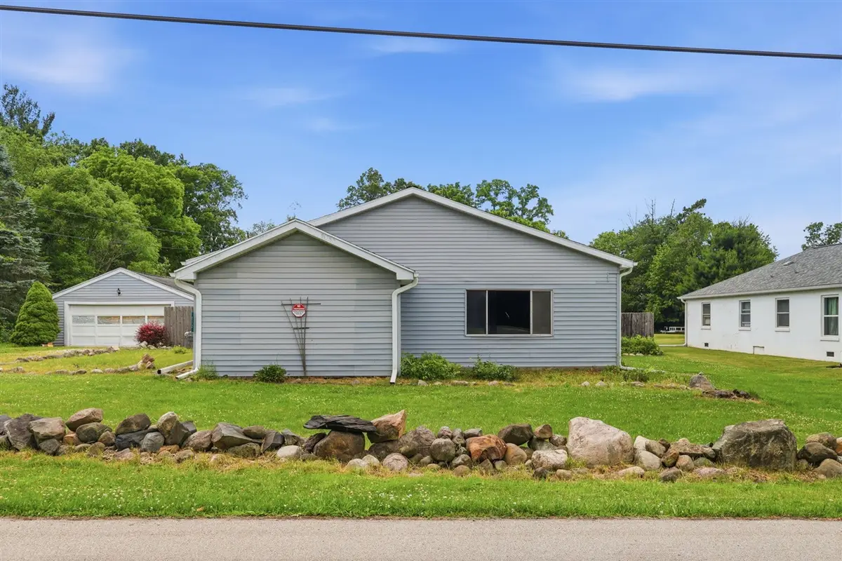 212 Woodland, Jackson, MI 49203 - #1