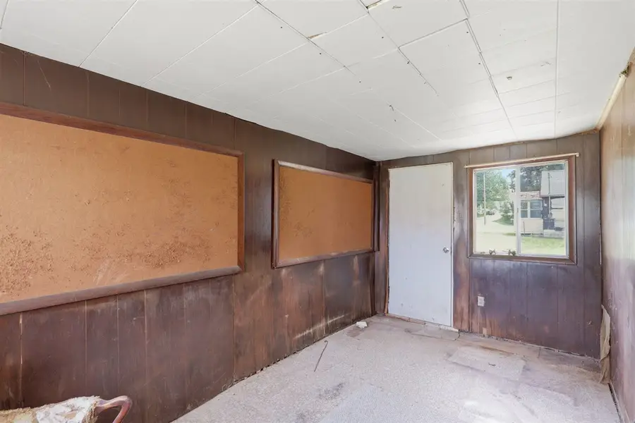212 Woodland, Jackson, MI 49203 - #3