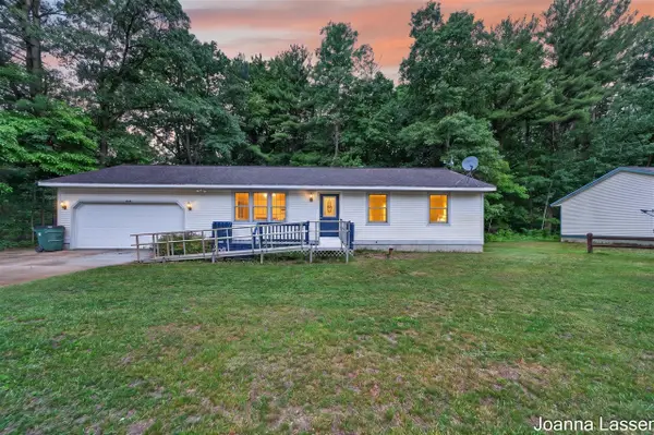1518 E Mcmillan, Muskegon, MI 49445