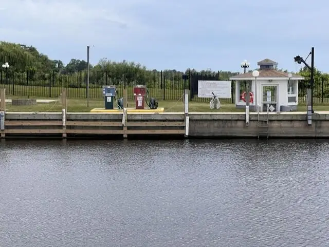 1200 Lakeshore, Muskegon, MI 49441 - #3