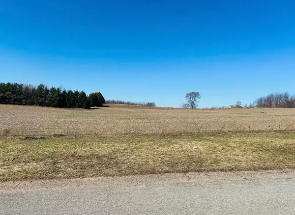 7754 Amberjam, Berrien Springs, MI 49103