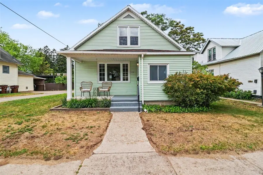 109 N Franklin, Ludington, MI 49431 - #2