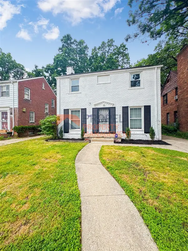 18685 Mendota, Detroit, MI 48221