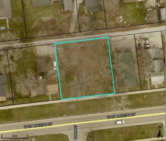 244 W Saint Joseph, Watervliet, MI 49098
