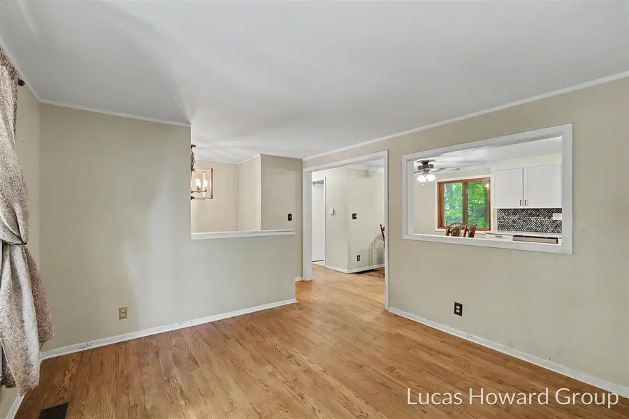 8750 Narnia, Rockford, MI 49341 - #3