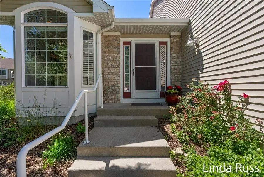 3912 Pemberton #45, Grand Rapids, MI 49508 - #3