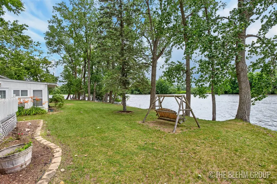 15121 Roberts Shore, Constantine, MI 49042 - #2