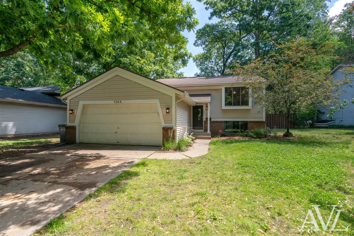 1344 Gladstone, Grand Rapids, MI 49506 - #1