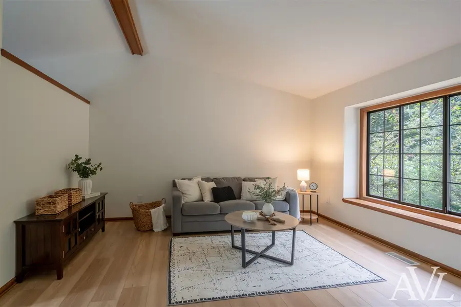 1344 Gladstone, Grand Rapids, MI 49506 - #3