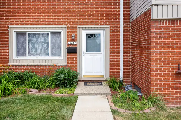 29184 Manchester, Westland, MI 48185