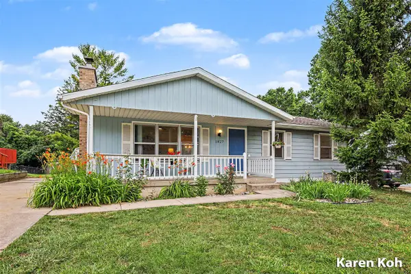 1827 Rowland, Grand Rapids, MI 49546