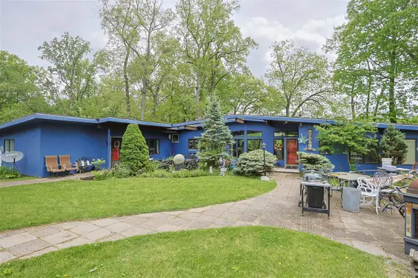 1905 Champlain, Niles, MI 49120