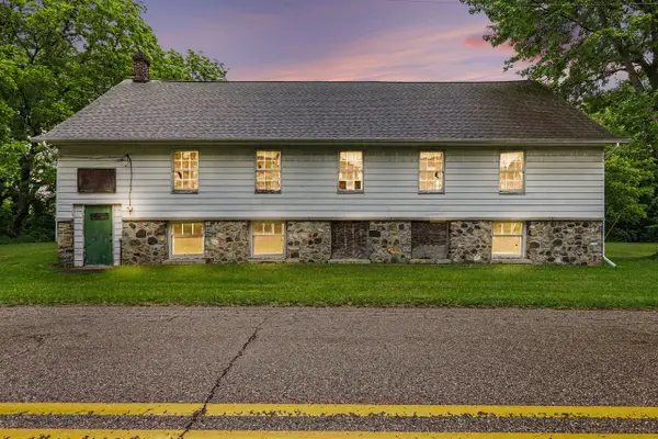 155 4th, Plainwell, MI 49080