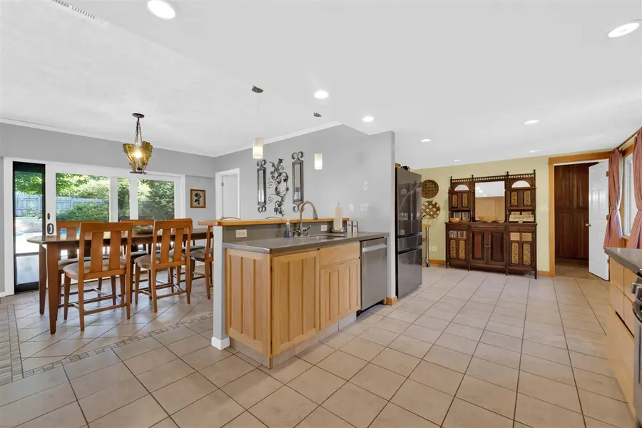 888 W Walnut, Hastings, MI 49058 - #2