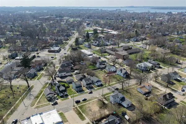 555 Amity, Muskegon, MI 49442