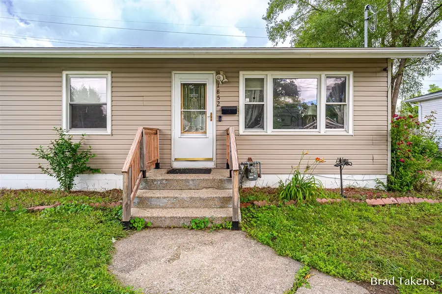 1852 Collingwood, Wyoming, MI 49519 - #3