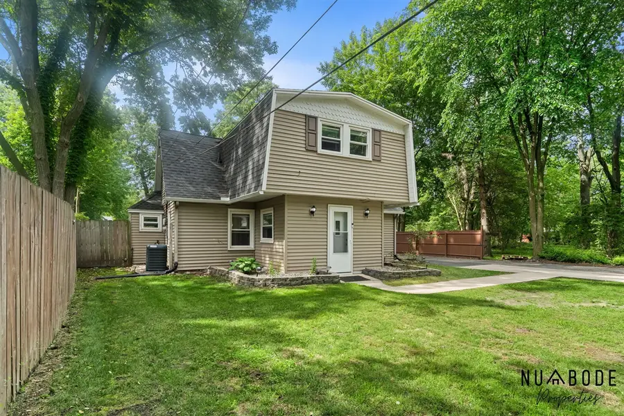 310 Bellevue, Wyoming, MI 49548 - #3