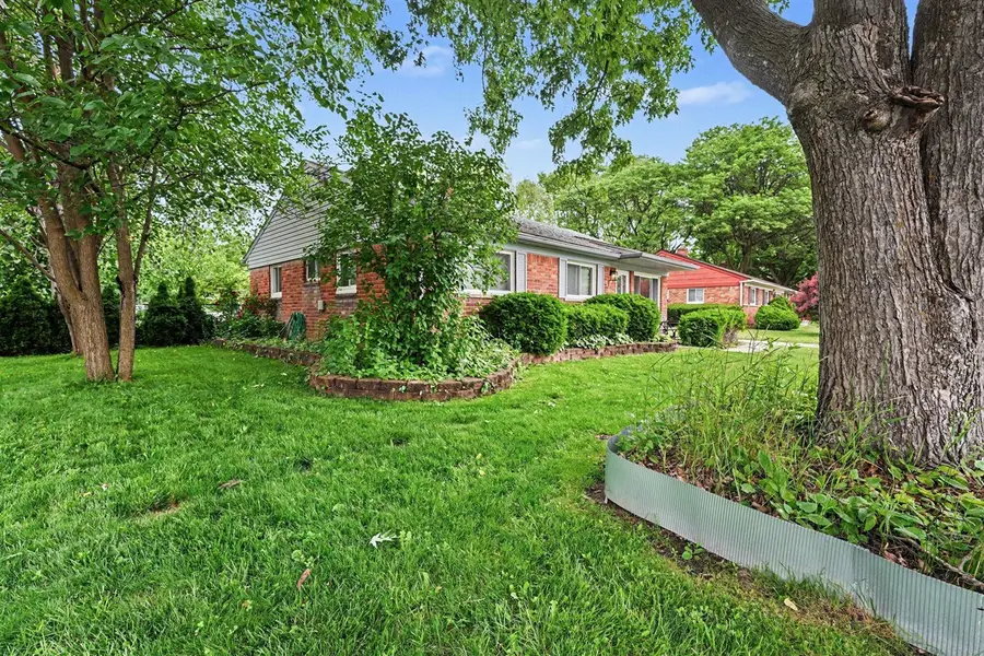 28083 Stuart, Southfield, MI 48076 - #3