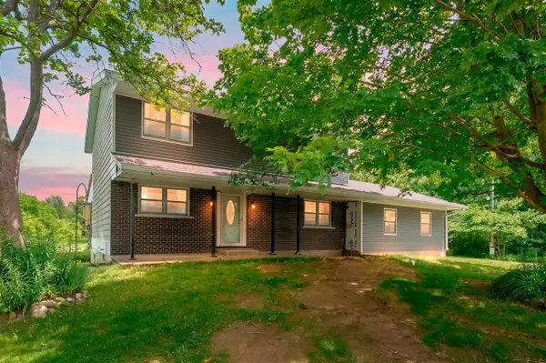 38701 County Road 665, Paw Paw, MI 49079