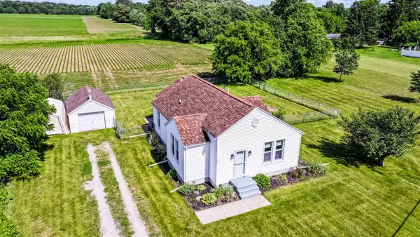 4025 River, Sodus, MI 49126