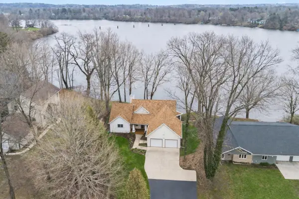 9895 Lakeview, Berrien Springs, MI 49103