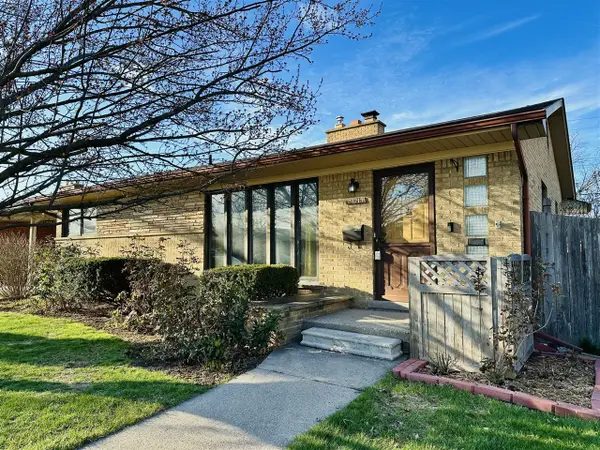 23213 Greencrest, Saint Clair Shores, MI 48080