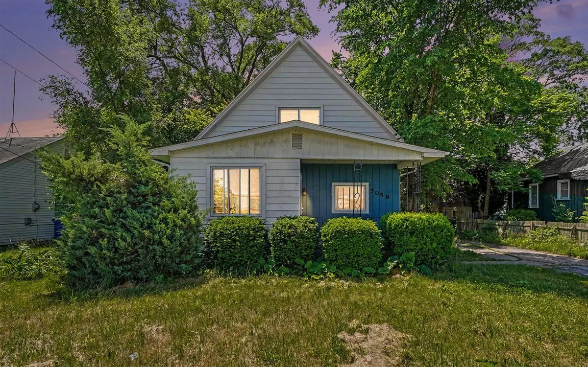5058 Hess, Saginaw, MI 48601 - #1