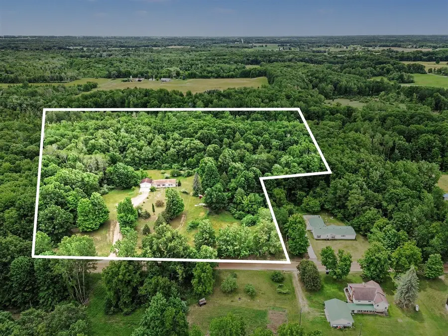 11644 E Hillis, Riverdale, MI 48877 - #2