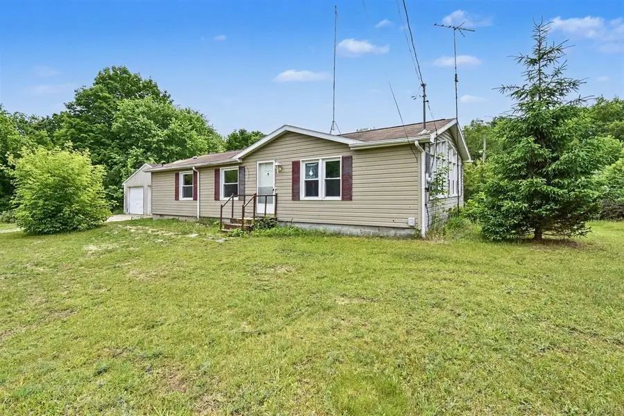 11644 E Hillis, Riverdale, MI 48877 - #3