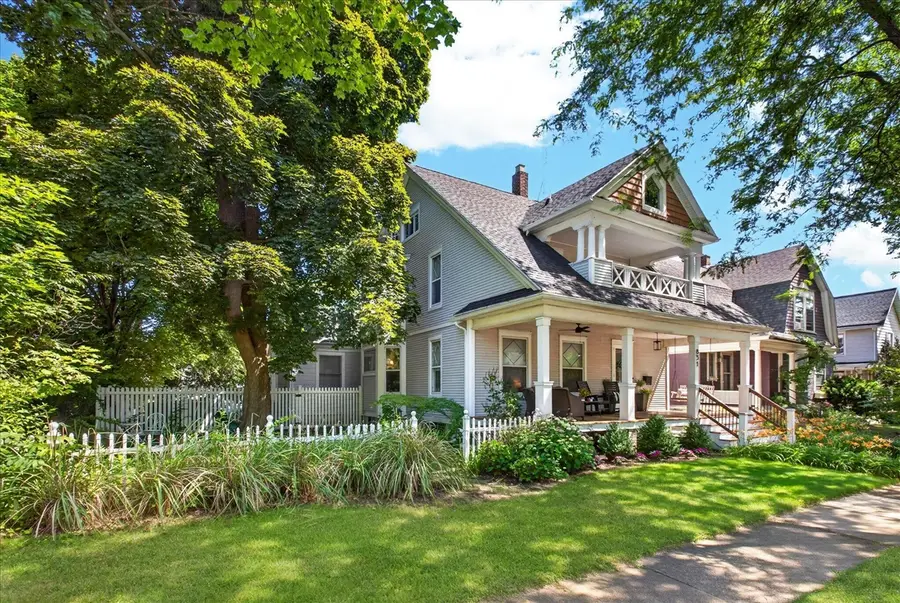 831 Wisconsin, Saint Joseph, MI 49085 - #2