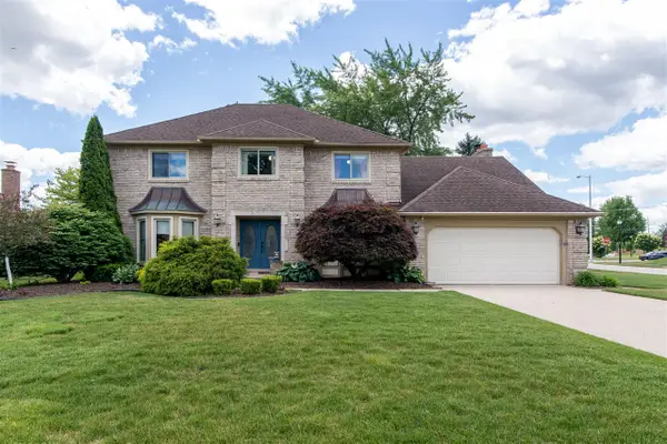 37155 Muirfield, Livonia, MI 48152