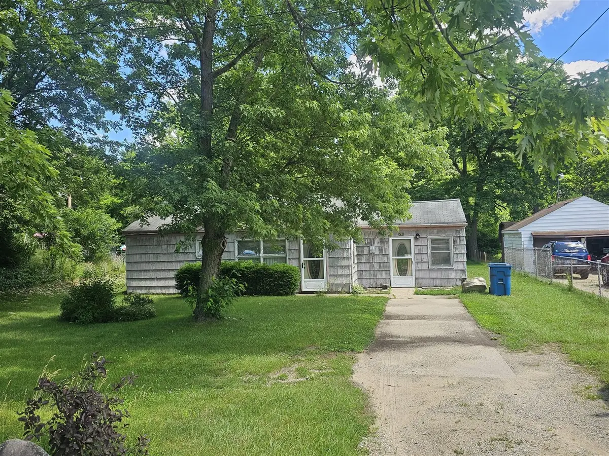 2439 S 13th, Niles, MI 49120 - #1