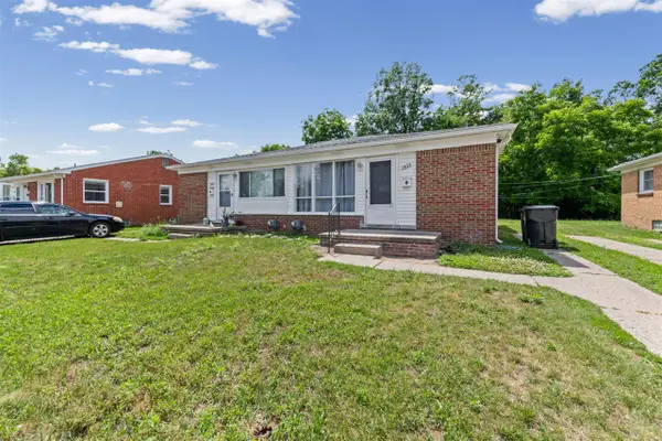 2464 Stieber, Westland, MI 48186