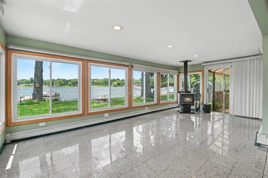 5131 Elizabeth Lake, Waterford, MI 48327 - #3