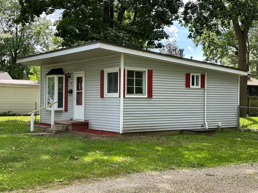 111 Prospect, Plainwell, MI 49080 - #2