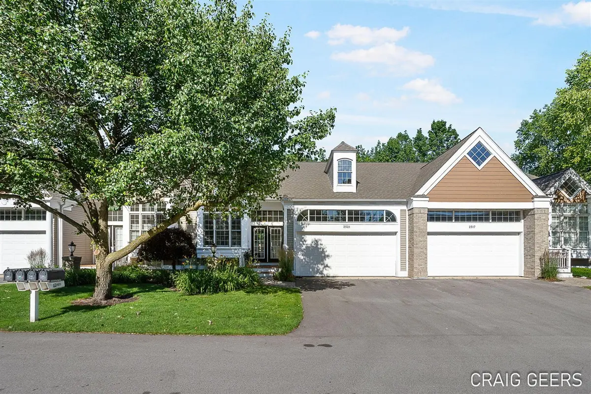 2521 Forest Bluff #27, Grand Rapids, MI 49546 - #1