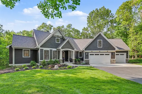 547 Roundtree, Ada, MI 49301