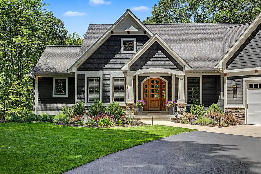 547 Roundtree, Ada, MI 49301 - #2