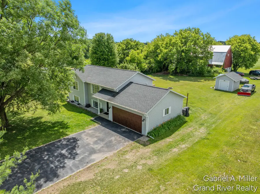 13555 Becker, Cedar Springs, MI 49319 - #3