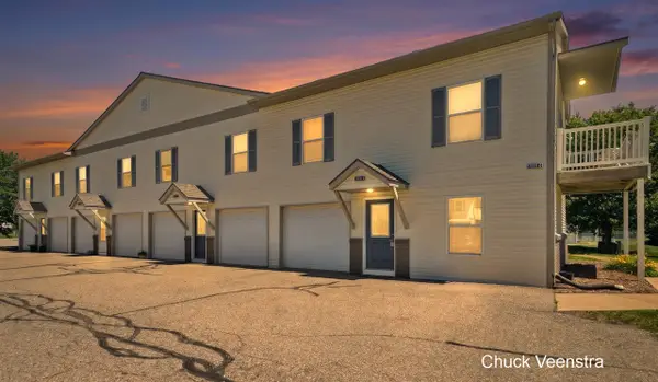 5668 E Town #5, Hudsonville, MI 49426