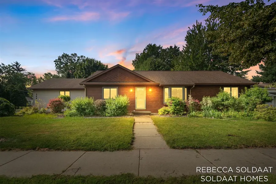 3464 Leonard, Grand Rapids, MI 49534 - #2