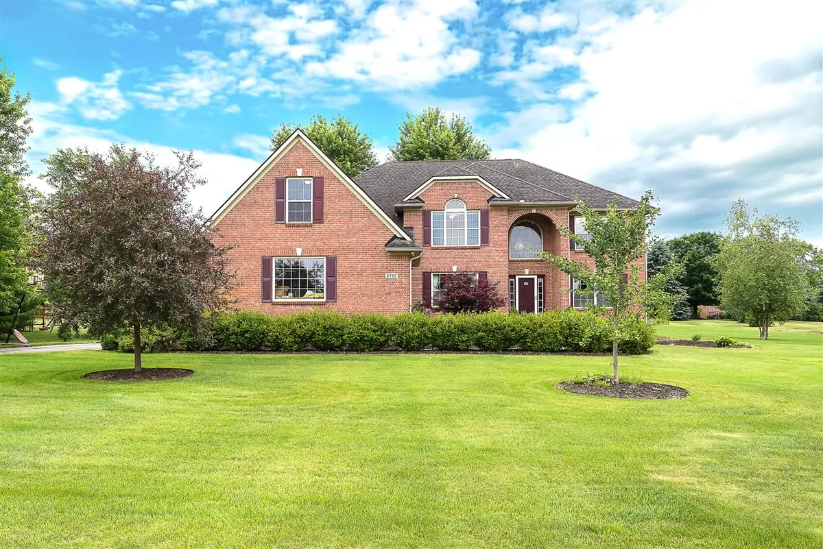 8757 Sydney, Saline, MI 48176 - #1