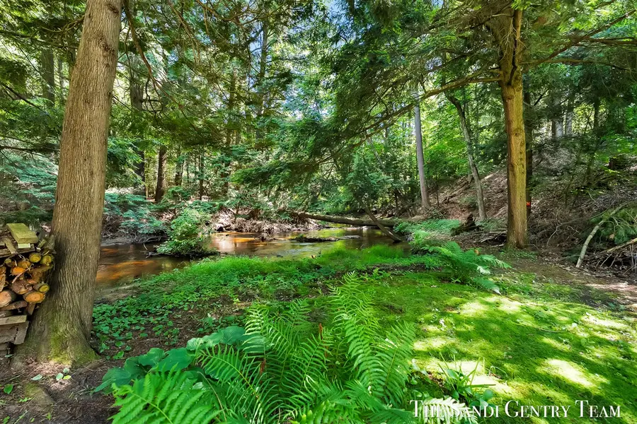1360 E Bigelow Creek, Newaygo, MI 49337 - #3