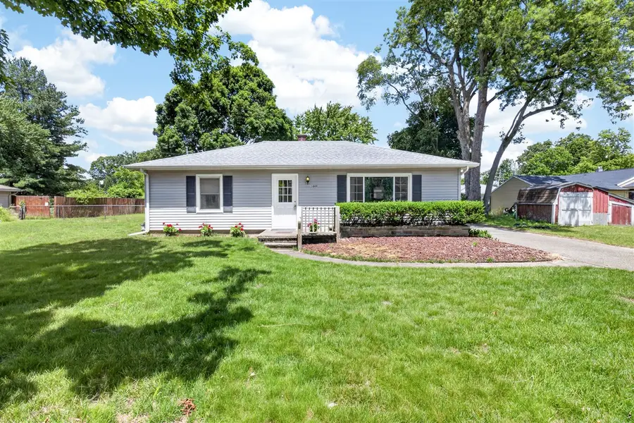 1049 Bloomfield, Plainwell, MI 49080 - #2