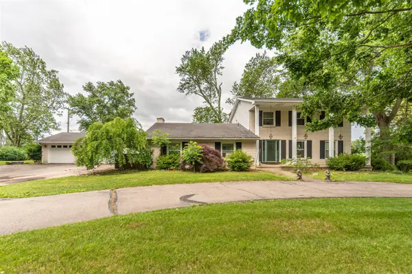 3559 Meadow, Saline, MI 48176