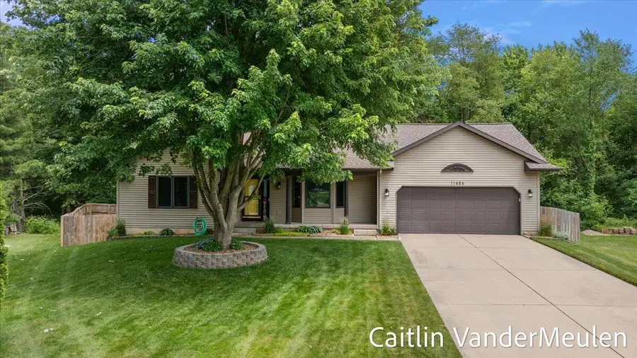 11484 Cameron, Allendale, MI 49401 - #3