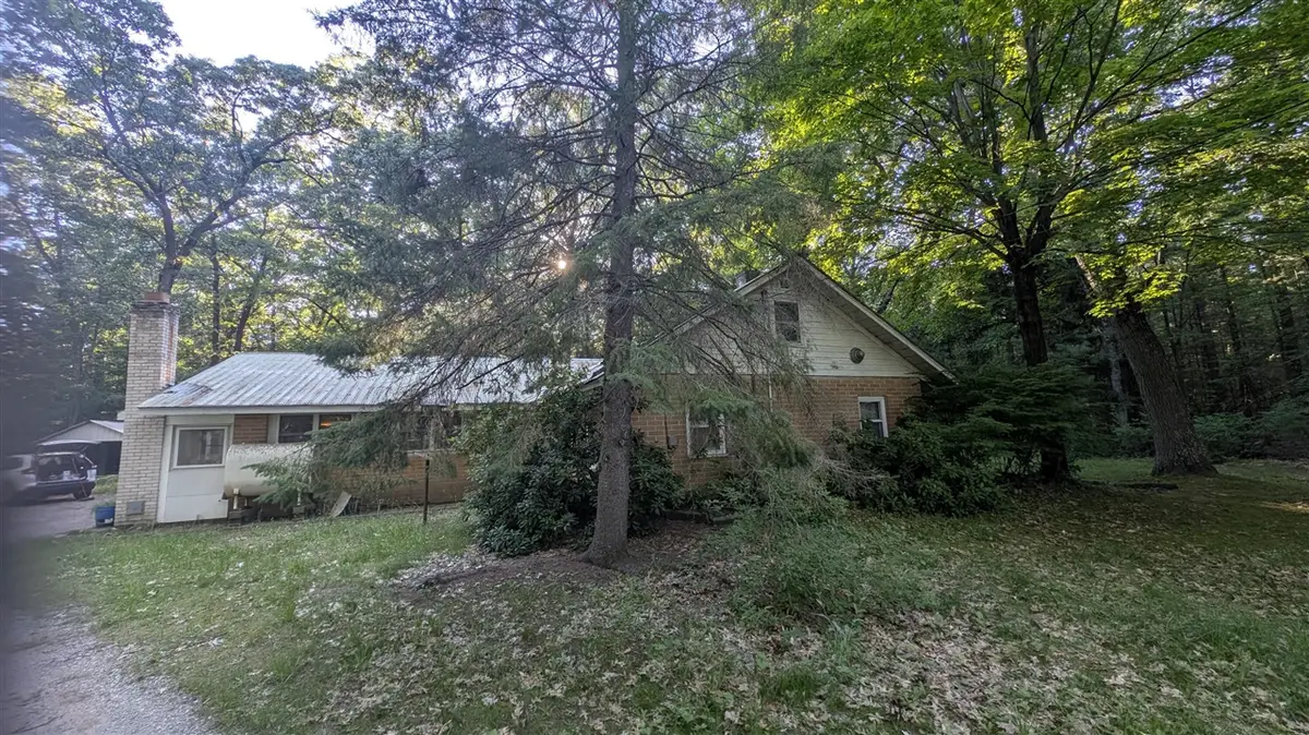4620 W Meinert Park, Montague, MI 49437 - #1